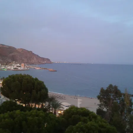 Junto Al Mar * 阿瓜杜尔塞
